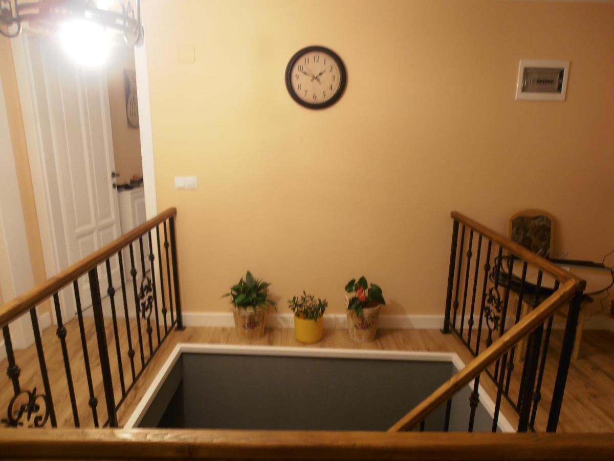Gothic House Apartment Sibiu Ngoại thất bức ảnh