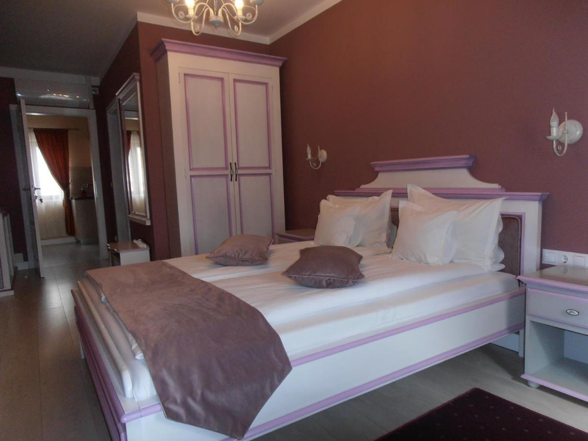 Gothic House Apartment Sibiu Ngoại thất bức ảnh