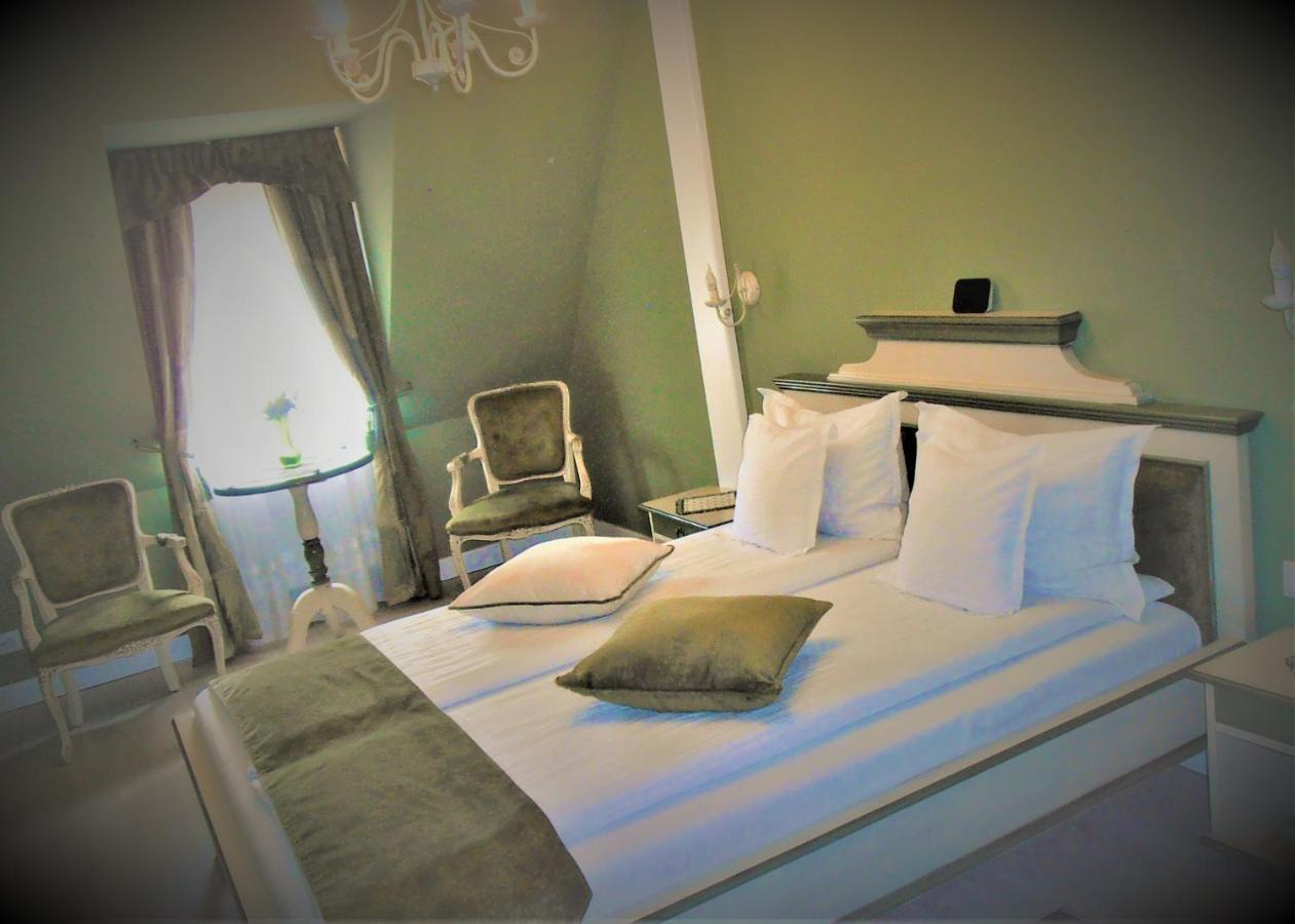 Gothic House Apartment Sibiu Ngoại thất bức ảnh
