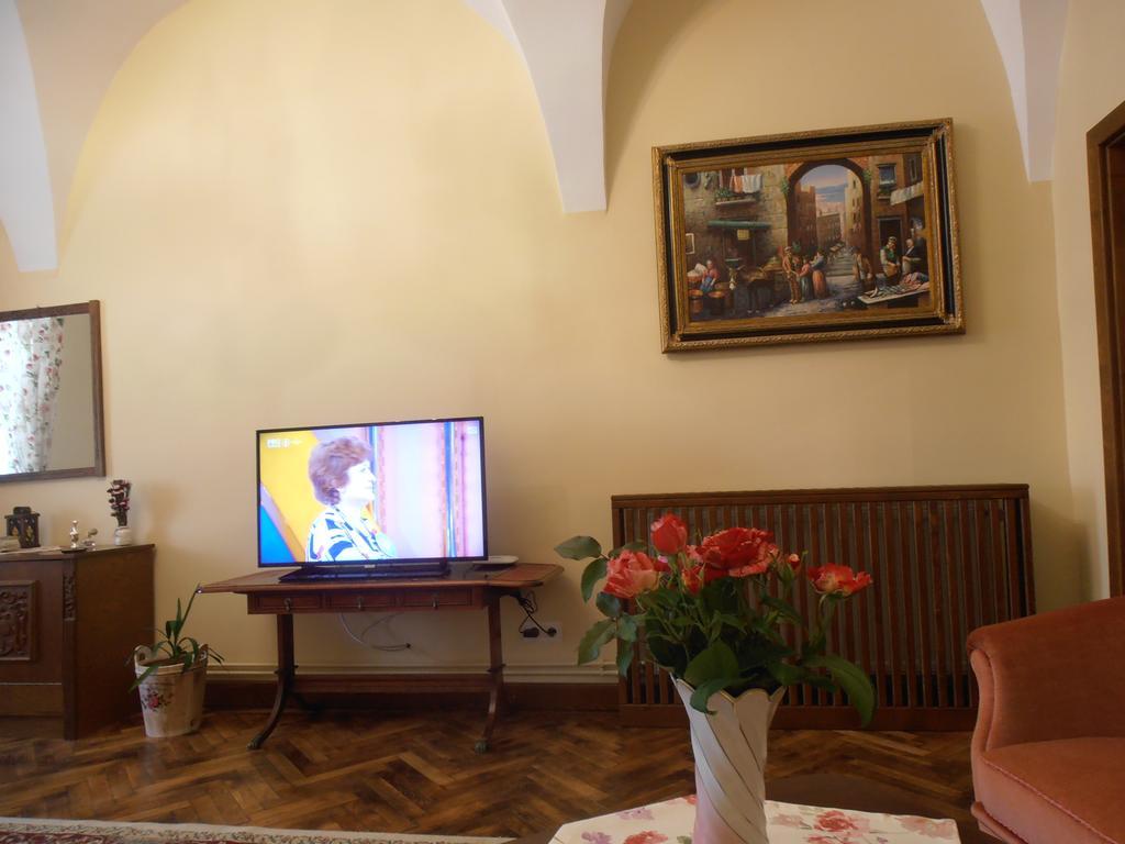 Gothic House Apartment Sibiu Ngoại thất bức ảnh