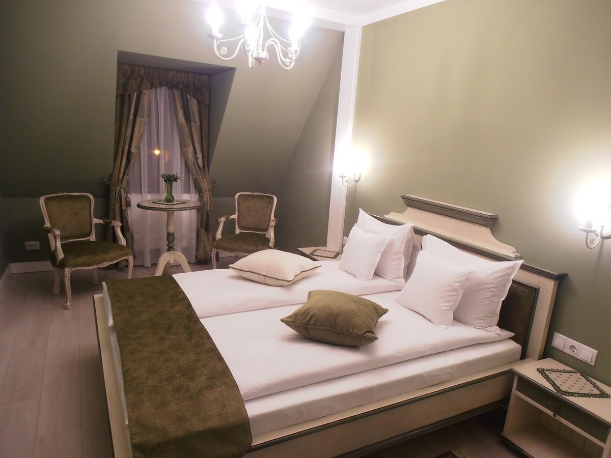 Gothic House Apartment Sibiu Ngoại thất bức ảnh